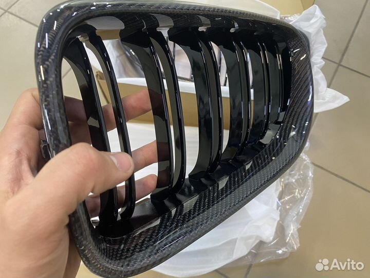 Решетка радиатора BMW F06 / F12 карбон