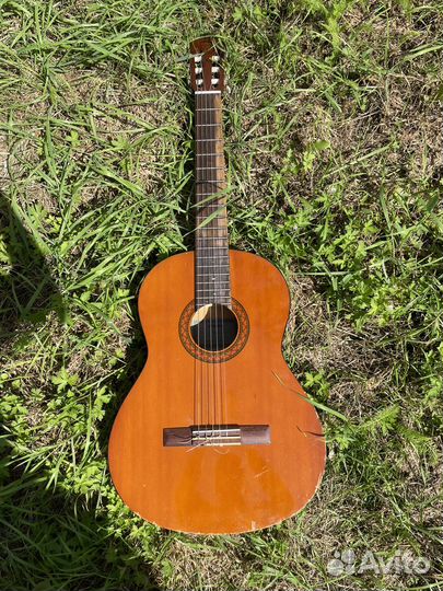 Гитара yamaha c40