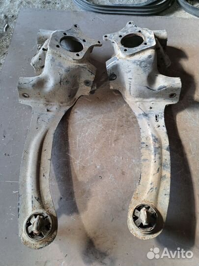 Рычаг задний Volvo S40