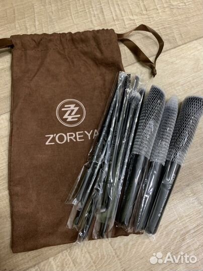 Кисти для макияжа zoreya