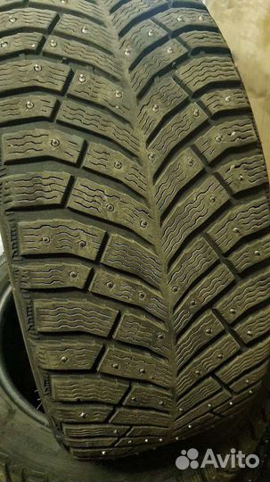 Michelin X-Ice North 4 225/45 R17