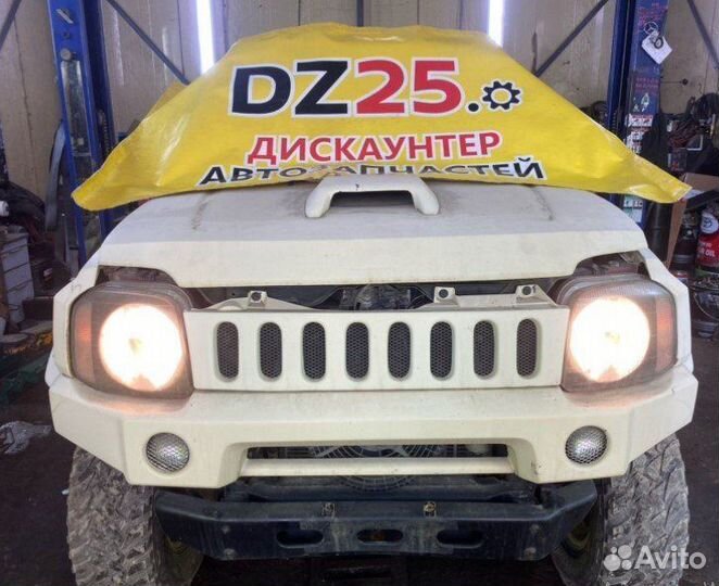 Молдинг лобового стекла передний Suzuki Jimny Wide 145330