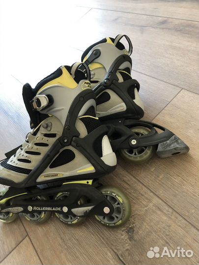 Роликовые коньки rollerblade, наколенники р.38