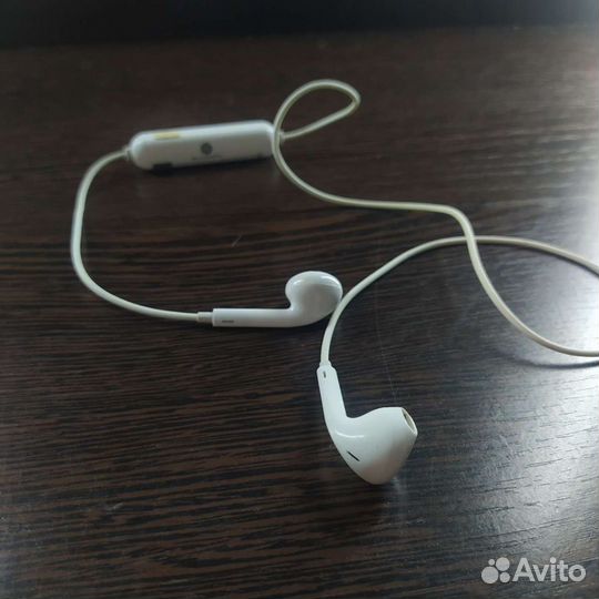 Беспроводные наушники бу