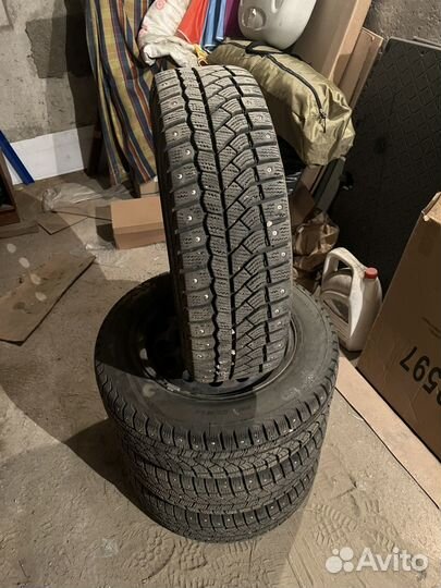 Колеса в сборе viatti brina 185/65r14 зима (шип)