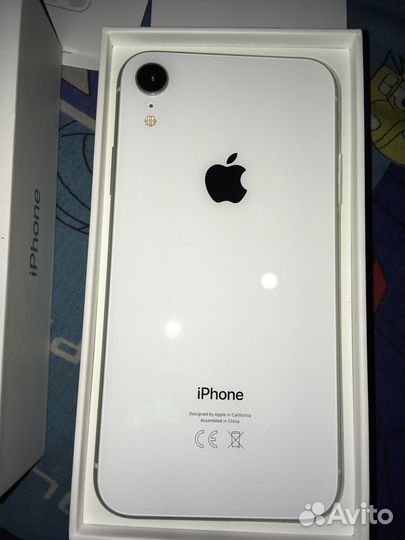 iPhone Xr, 64 ГБ