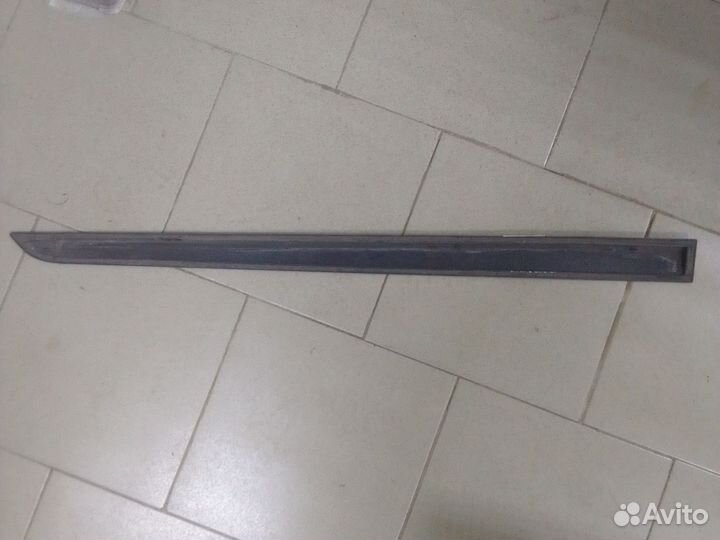 Молдинг на дверь Opel Astra