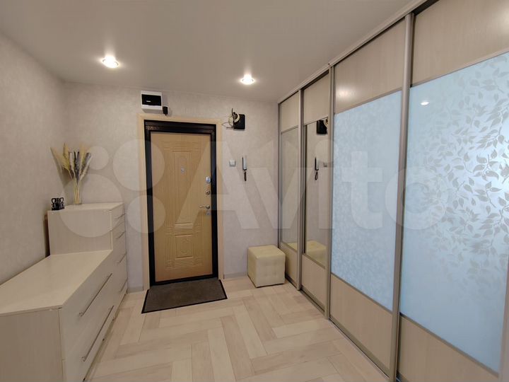 4-к. квартира, 68,7 м², 4/5 эт.