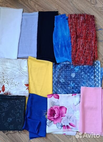 Отрезы ткани тафта шифон и СССР