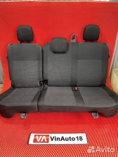 Сиденья задние LADA Largus R90 11189 P3M 2016