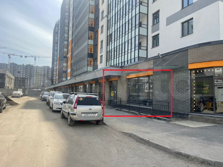 Сдам угловое помещение 65 м² и 38 м²