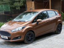 Ford Fiesta 1.6 AMT, 2016, 126 260 км, с пробегом, цена 880 000 руб.