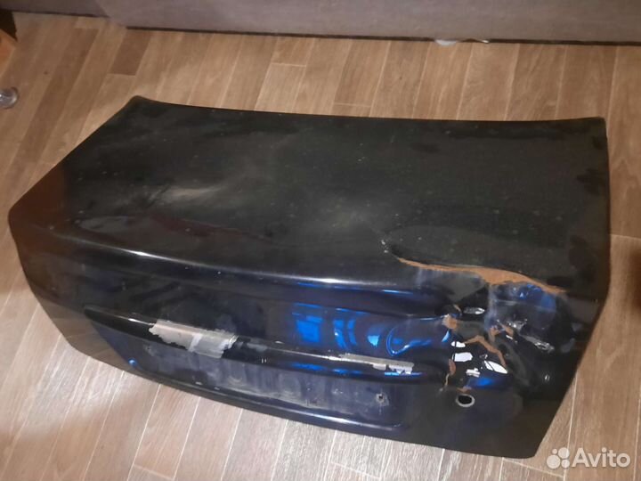 Крышка багажника priora седан