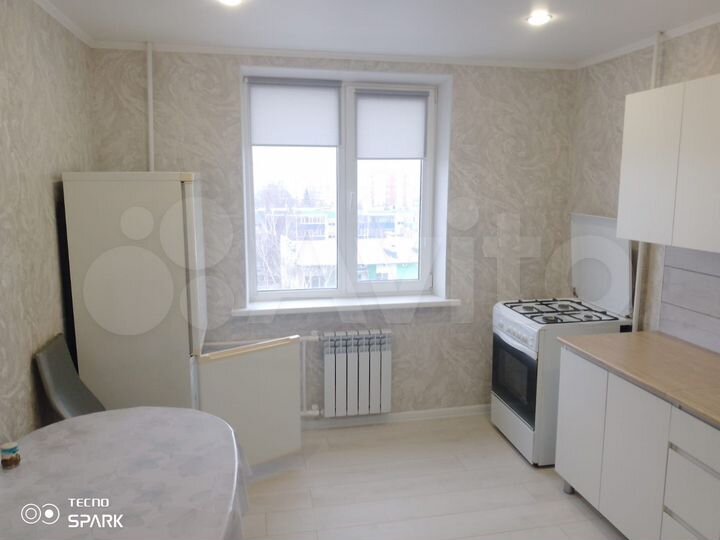 2-к. квартира, 53 м², 8/10 эт.