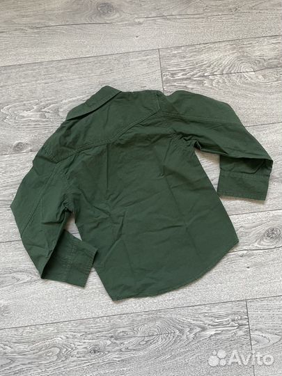 Рубашка на мальчика зеленая хаки 110 размер
