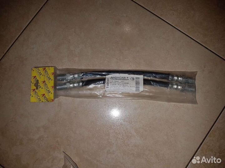 Тормозной шланг задний