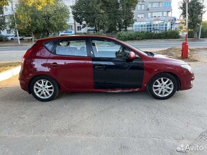 Hyundai i30 1.6 AT, 2009, битый, 157 000 км