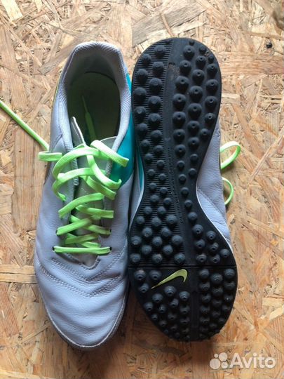 Сороконожки Nike Tiempo