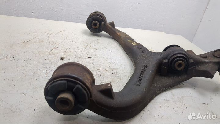 Рычаг подвески правый передний Jeep Liberty