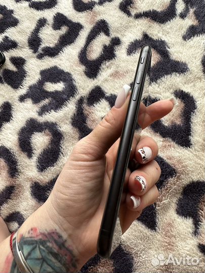 Телефон iPhone 7 32gb