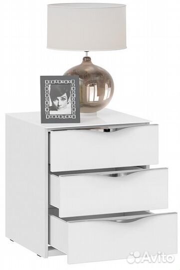 Тумба прикроватная с 3 ящиками Глосс