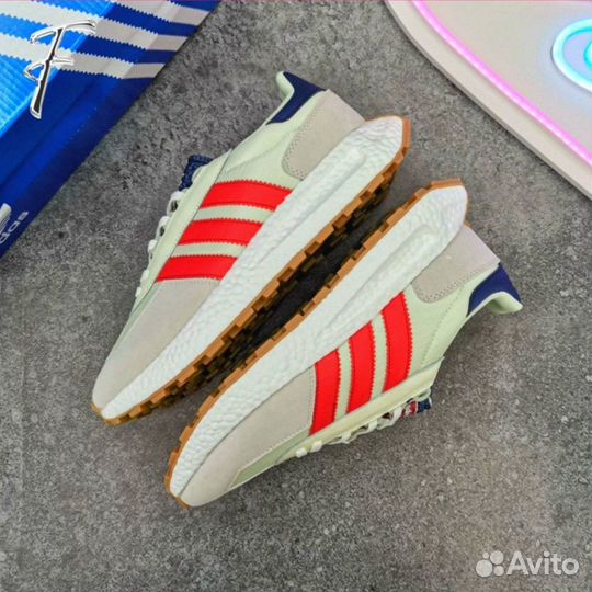 Кроссовки Adidas Retropy E5 Новые