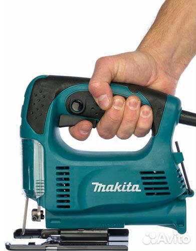 Лобзик Makita 4326