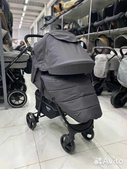 Коляска детская mowbaby 
