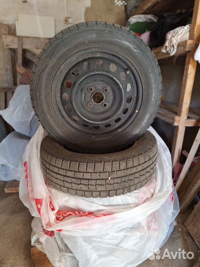 Dunlop SP Winter Maxx WM01 185/60 R15