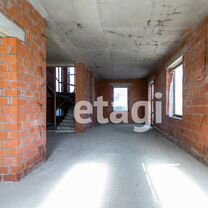 Дом 453 м² на участке 19,4 сот.