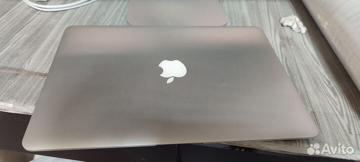 Apple MacBook air 13 early 2015