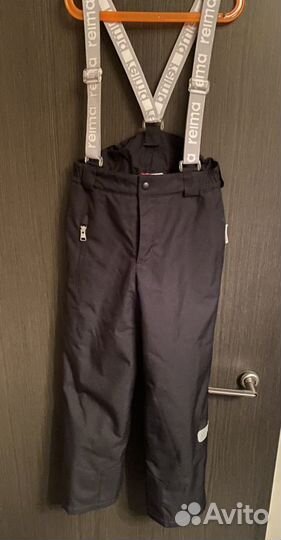 Зимний костюм и перчатки для девочки