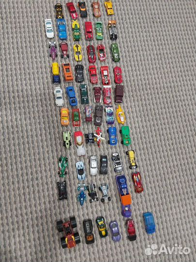 Hot wheels машинки