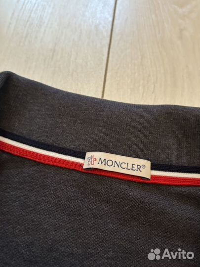 Moncler поло