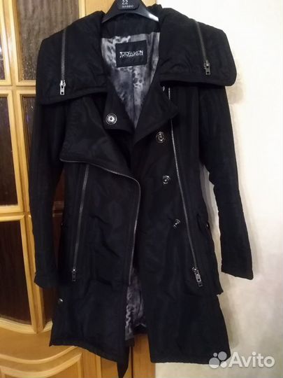 Пальто фирмы Тото