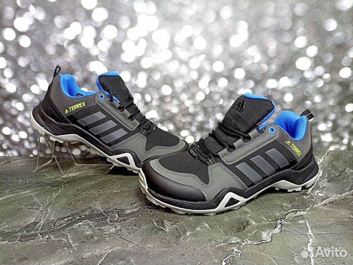 Кроссовки Adidas terrex