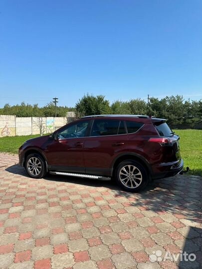 Toyota RAV4 2.2 AT, 2018, 49 000 км