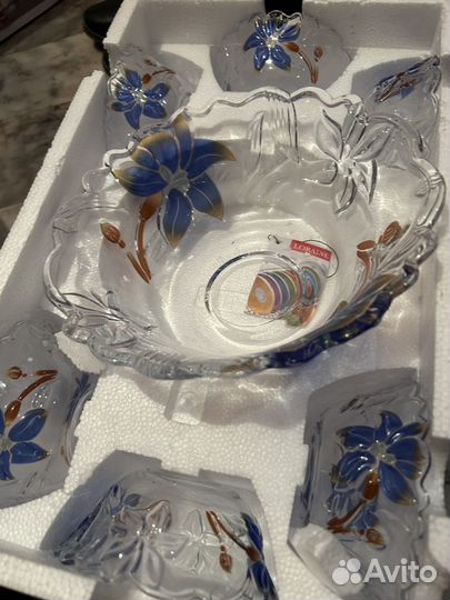 Набор чашек или салатники