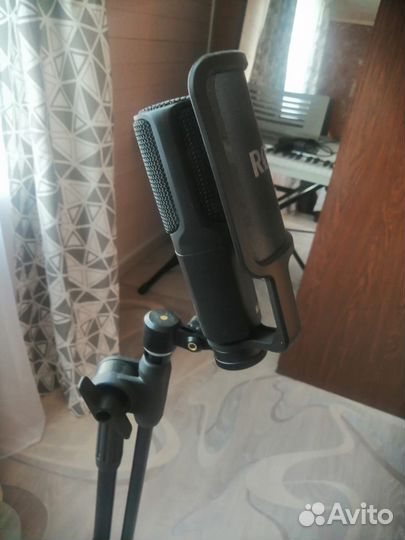 Студийный микрофон rode NT-USB
