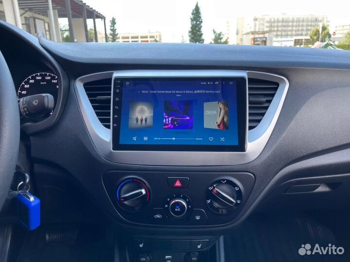 Рамка на Hyundai Solaris 2