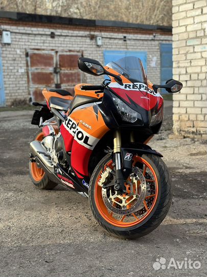 Honda CBR1000RR FireBlade, 2013