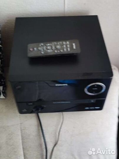 Музыкальный центр philips