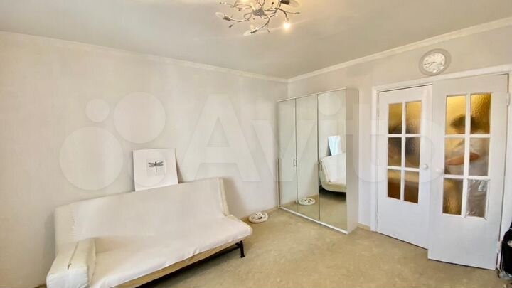 2-к. квартира, 50 м², 6/9 эт.