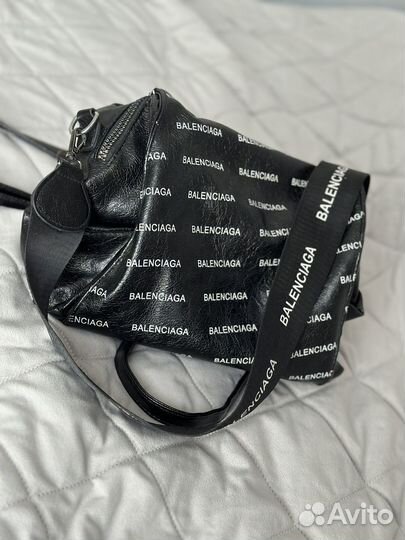 Сумка рюкзак натуральная кожа balenciaga