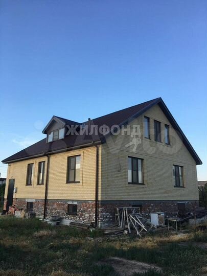 Дом 249 м² на участке 8 сот.