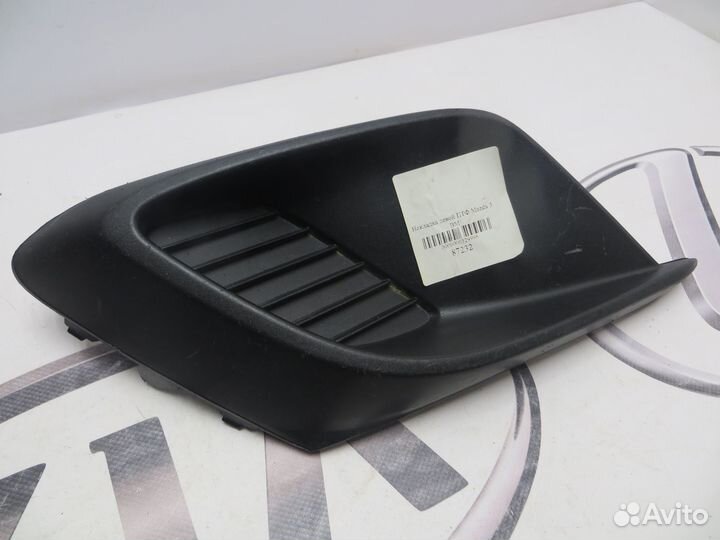 Накладка левой птф Mazda 3 BM