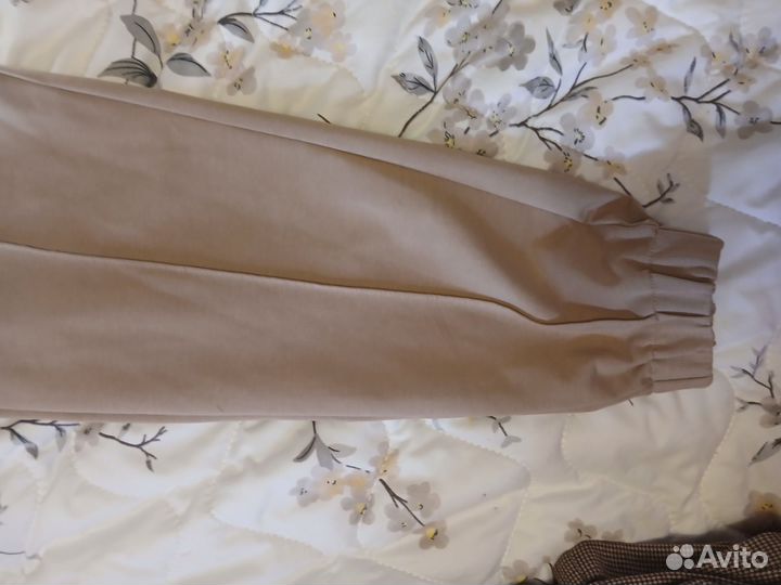 Спортивный костюм женский