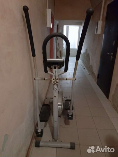 Эллиптический тренажер