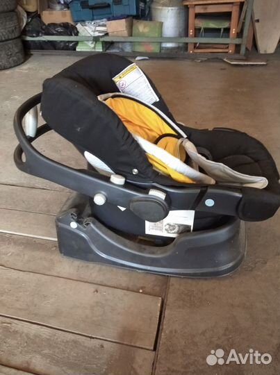 Детское автокресло-люлька