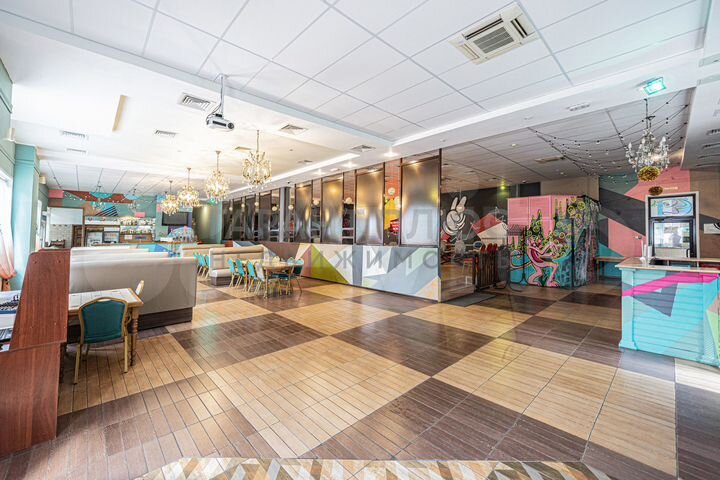 Здание свободного назначения